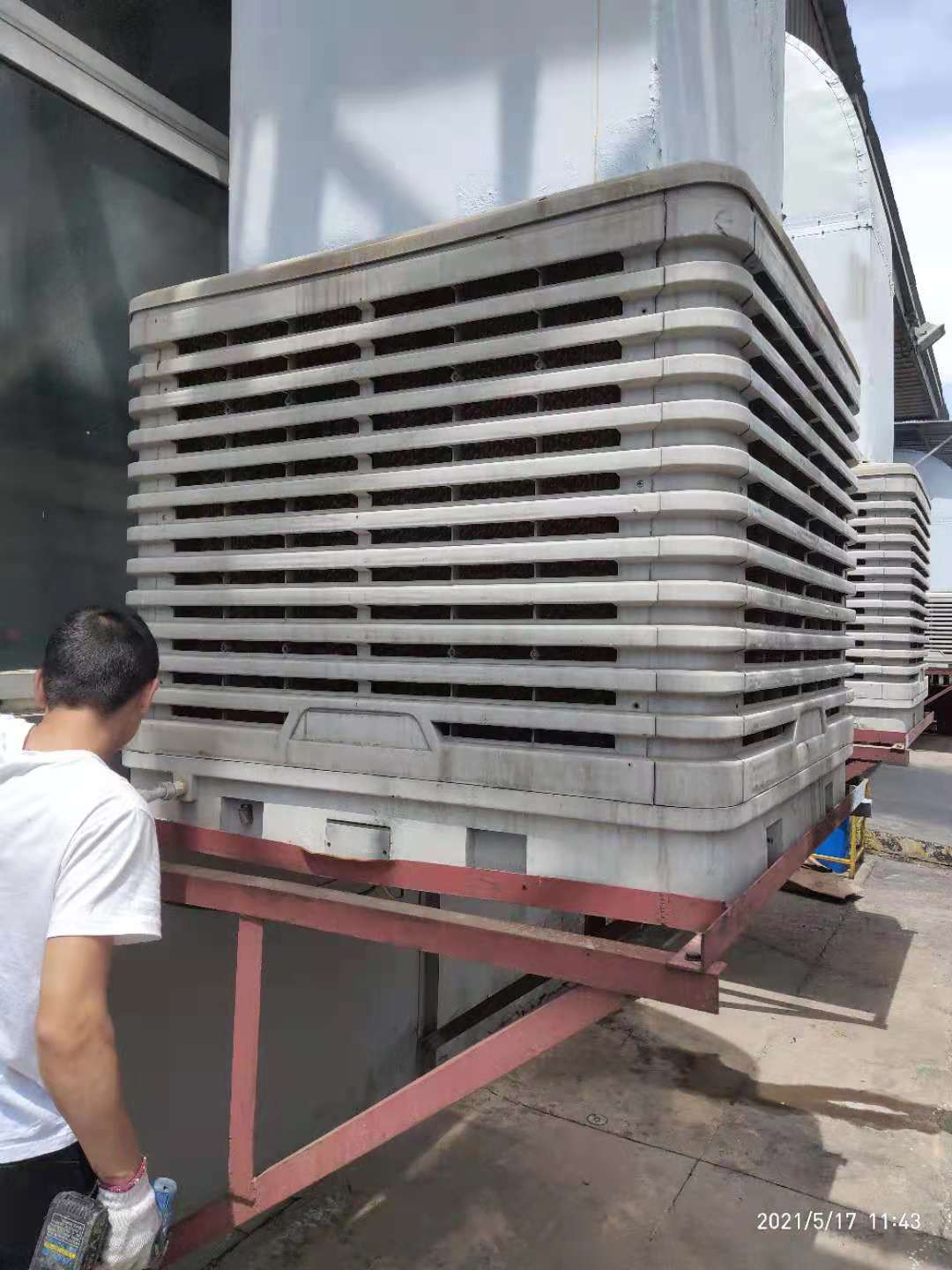 鱼类饲料厂降温换气方法 工厂散热通风办法 鱼类饲料厂降温换气方法 工厂散热通风办法